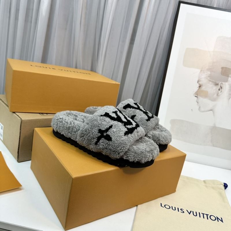 Louis Vuitton Slippers